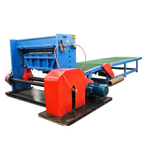Automatic uncoiler for kitchen sink and wash basin production line