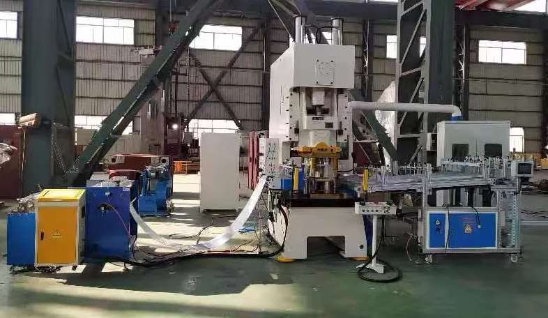Aluminum foil food container production line machines and equipment(图3)