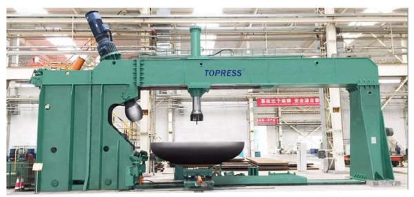 Tank head flanging machine of steel tank production line